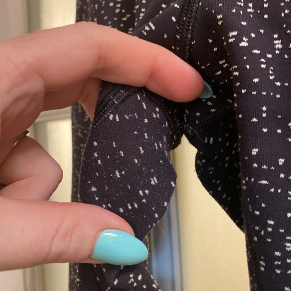 Lululemon pants - Picture 2 of 4